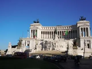 Il Grillo Ai Fori Romani 5*, Rzym Włochy