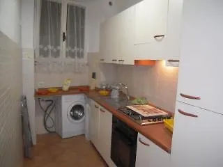 Il Grillo Ai Fori Romani 5*, Roma